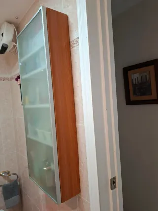 Mueble de lavabo con espejo