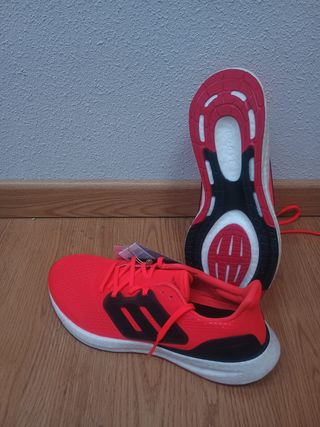 Zapatilla Adidas Pure Boost 23 Talla 43 1/3
