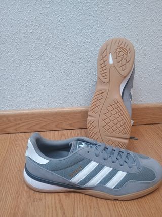 Zapatilla Adidas Gazelle Sala Talla 42 2/3