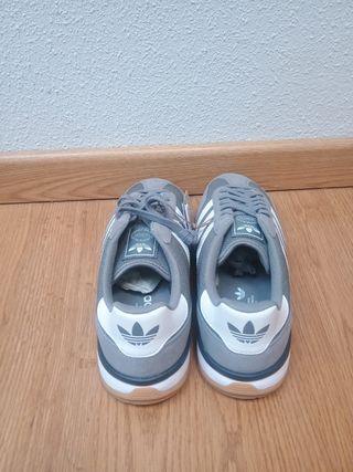 Zapatilla Adidas Gazelle Sala Talla 42 2/3