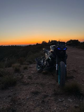 Yamaha MT-125 2024 Negra y Azul