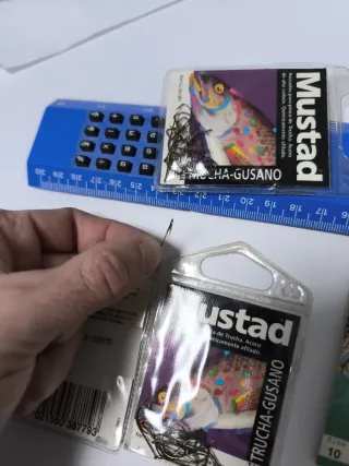 Anzuelos Mustad Trucha Gusano Carbon 1