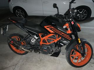 KTM Duke 125 2023  14.848 KM