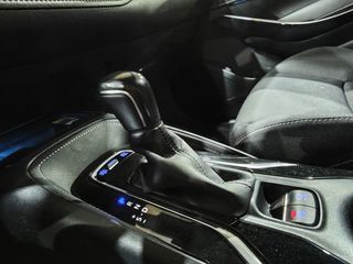 Toyota Corolla 2.0 180cv Híbrido Automático