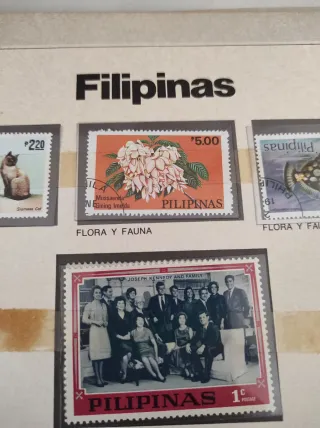 Francobolli Spagna e Filippine a tua scelta.