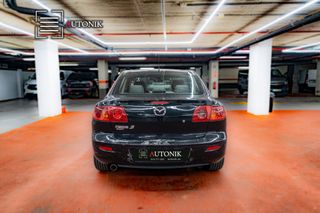 Mazda Mazda3 1.6 VVT Active +