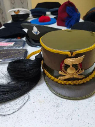 Lotto 12 Baschi e Berretti Militari