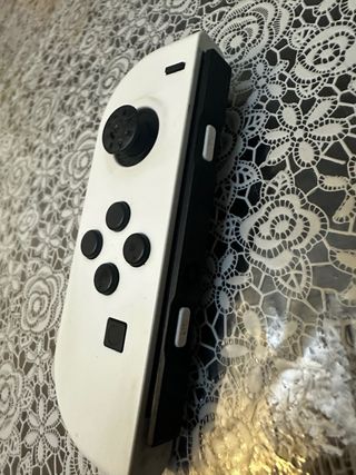 Nintendo Switch OLED Bianca e Nera