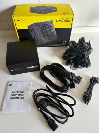 Fuente Alimentación Corsair RM750e