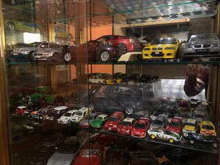 Colección Coches Escala 1:18