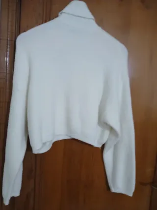 Jersey lana tacto suave cuello alto blanco