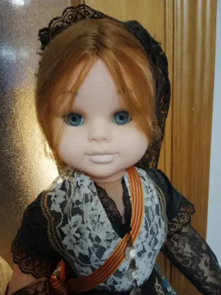 Vecchie bambole regionali antiche 60 cm