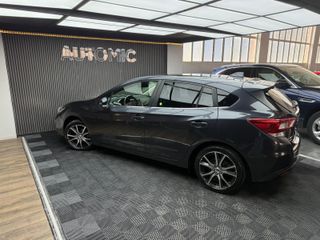 Subaru Impreza 1.6i CVT Lineartronic Sport AWD