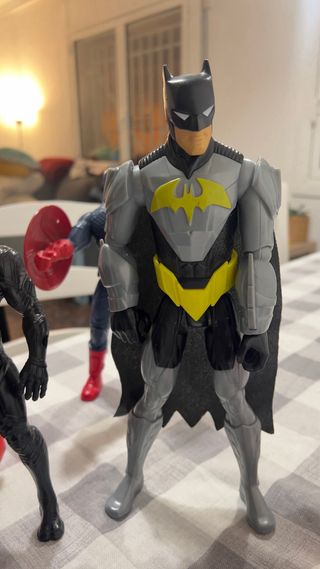 Muñecos Marvel: Spiderman y Capitán América