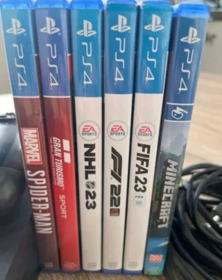 Consola PS4 Negra + 2 Mandos y Juegos