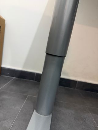 Mesa de oficina esquinera ajustable