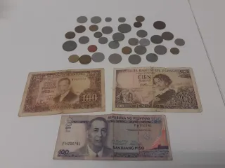 Collezione di monete e banconote straniere