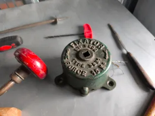 Lote herramientas antiguas + maleta de regalo