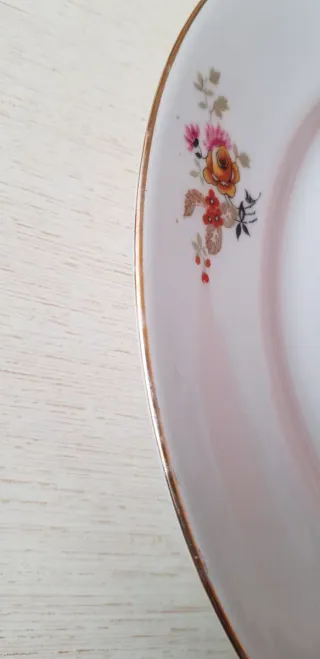 Plato antiguo Limoges floral