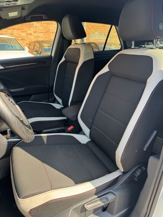 VW T-Roc Sport 1.5TSi 150cv manual