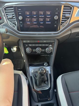 VW T-Roc Sport 1.5TSi 150cv manual