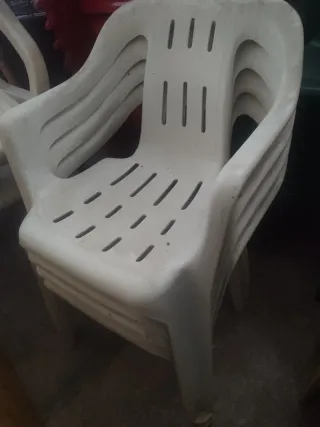 8 Sillas de terraza verdes