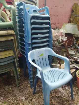 8 Sillas de terraza verdes