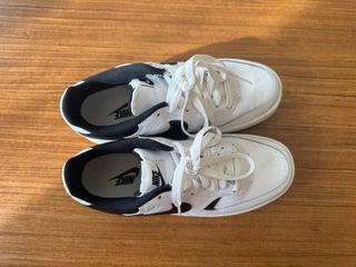 Bambas Nike Blancas y Negras