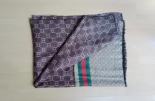 Cachecol Gucci Vintage Roxo