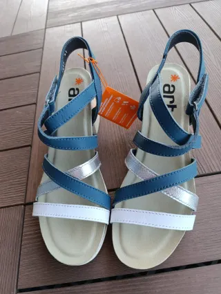 Sandalias ART mujer azul y plata