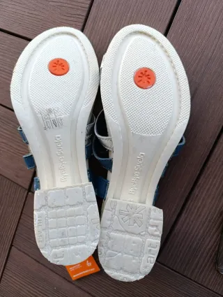 Sandalias ART mujer azul y plata