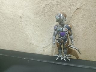 Figura Freezer Pintada - Dragon Ball