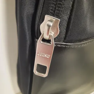 Maletín portátil MSI negro