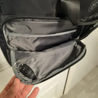 Maletín portátil MSI negro