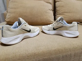 Zapatillas Nike Beige Talla 41