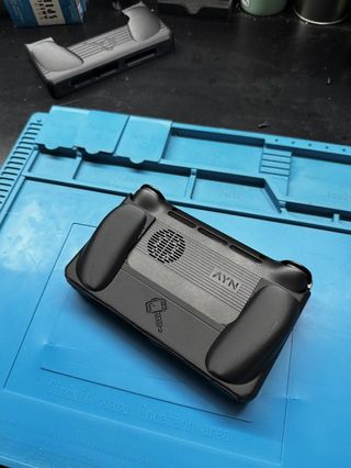 Grip de agarre V2 - AYN Thor