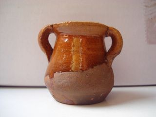 Tinaja miniatura antigua