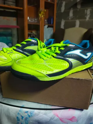 Zapatillas Fútbol Sala Joma Azul y Amarillo