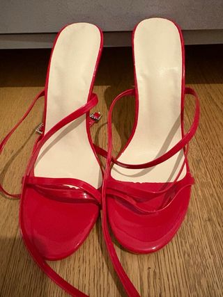 Sandali rossi con tacco
