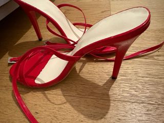 Sandali rossi con tacco