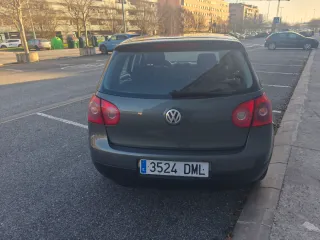 Volkswagen Golf 2004