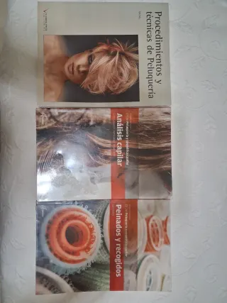 Libros de peluqueria de Grado Medio y superior