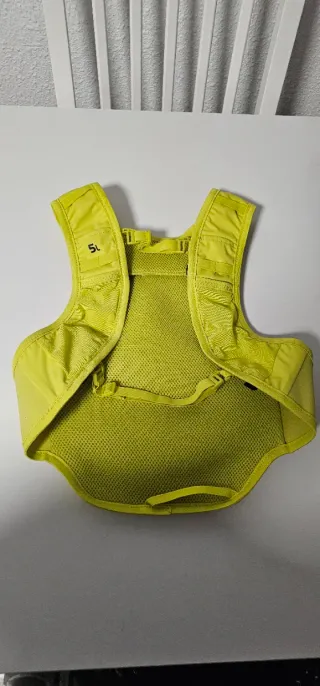 Mochila Trail Running Verde y Amarillo