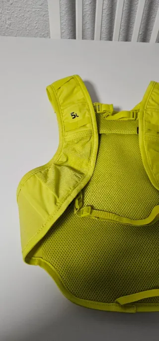 Mochila Trail Running Verde y Amarillo