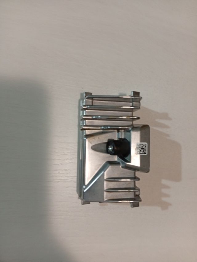 Cámara frontal Mazda BHSA cx3 cx5 xc60 y otros