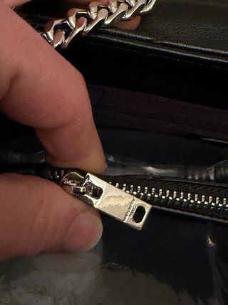 Bolso YSL Negro Piel Chevron Plataforma