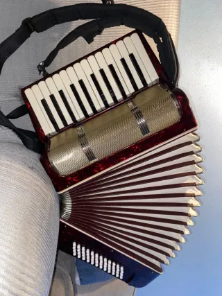 Fisarmonica tedesca Alfa 48 Bassi