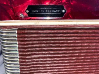 Fisarmonica tedesca Alfa 48 Bassi