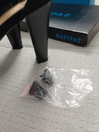 Tacones negros talla 37