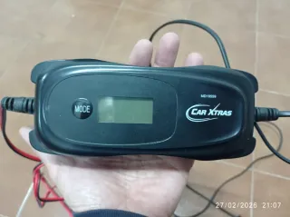 Cargador Batería Coche Car Xtras 18559